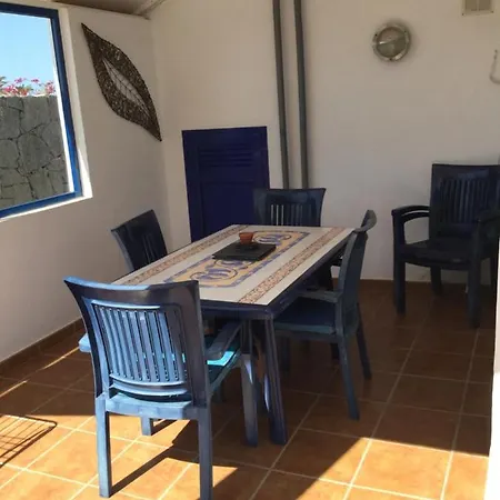 Marina View 2, Marina Rubicon, Lanzarote Villa *